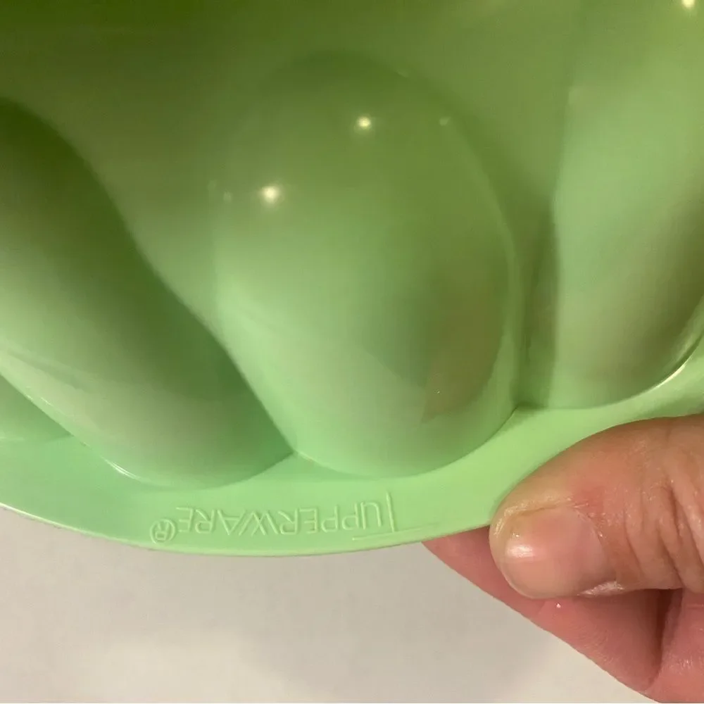 Vintage Jadite Green Tupperware Jel N Serve Gelatin Molds [Item 642]